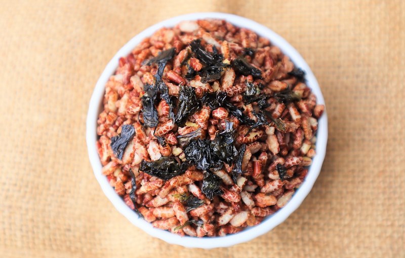 100g gạo lứt sấy bao nhiêu calo? Lượng calo, lợi ích sức khỏe, so sánh chế độ ăn