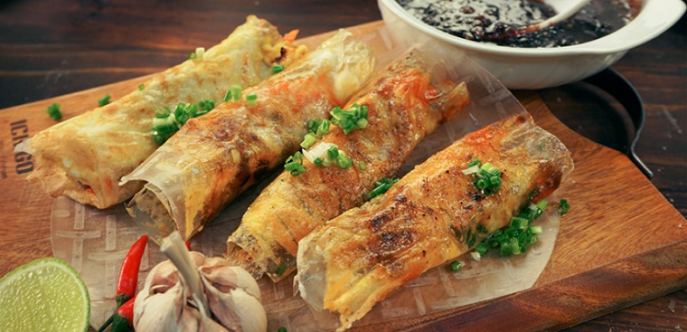 Bánh tráng mắm ruốc bao nhiêu calo? Hàm lượng dinh dưỡng, ảnh hưởng sức khỏe, so sánh calo, lưu ý khi chọn topping