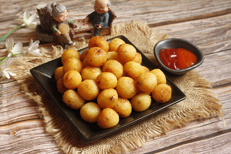 Cá viên chiên bao nhiêu calo? Thành phần dinh dưỡng, ảnh hưởng sức khỏe, so sánh món ăn vặt khác