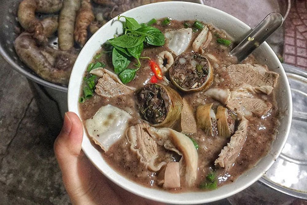 Cháo lòng bao nhiêu calo, protein? Năng lượng mỗi bát, thay đổi do nguyên liệu, so với phở bún bánh mì
