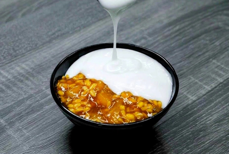 Chè bưởi bao nhiêu calo? Thành phần ảnh hưởng calo, tác động cân nặng, so với các chè khác