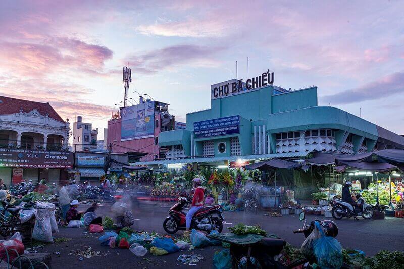 Chợ Bà Chiểu: Tổng quan vị trí lịch sử, mặt hàng kinh doanh, vai trò văn hóa, kinh nghiệm mua sắm
