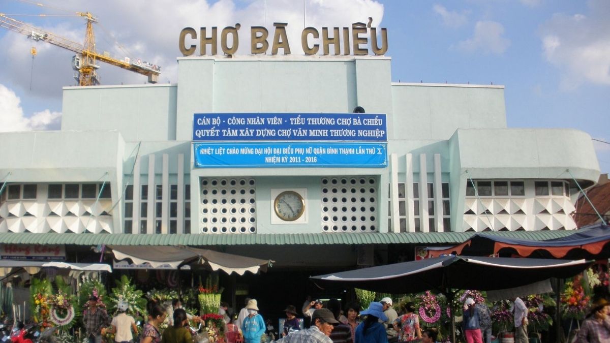 Chợ Bà Chiểu ở quận Bình Thạnh khám phá nét văn hóa chợ truyền thống và đặc sản địa phương