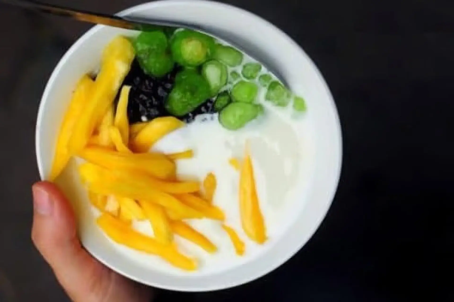 Sữa chua mít bao nhiêu calo? Thành phần dinh dưỡng, ảnh hưởng sức khỏe, so sánh món khác, cách ăn không tăng cân