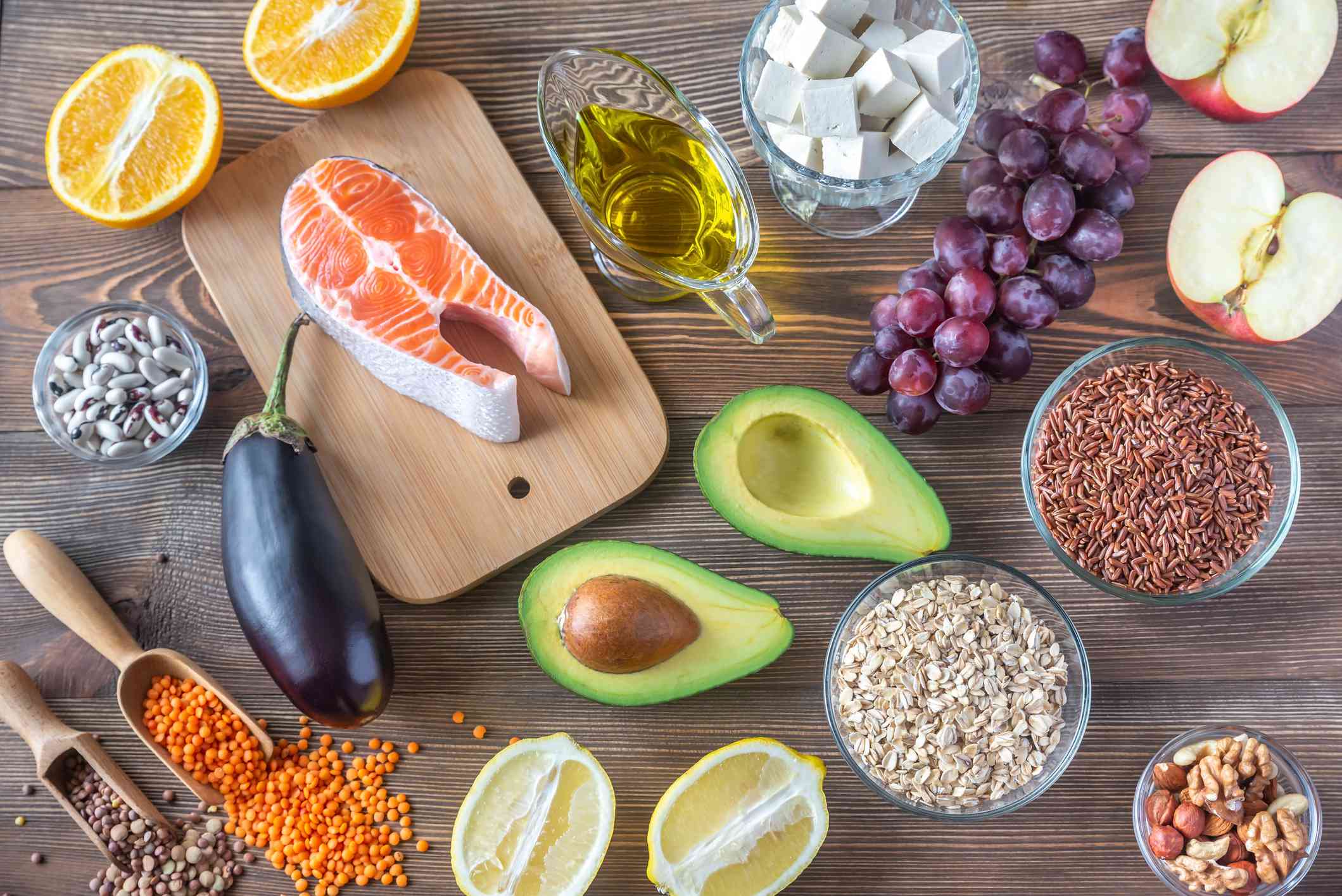Top 16 thực phẩm giúp hạ cholesterol hiệu quả và ổn định mỡ máu tự nhiên
