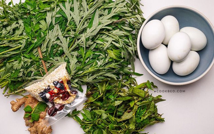 Trứng ngải cứu bao nhiêu calo? Dưỡng chất nổi bật, cách nấu ít calo, so với món trứng khác