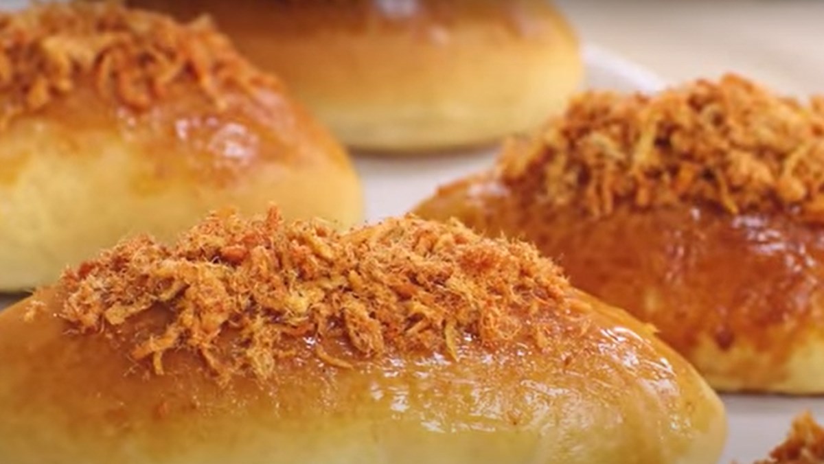 Bánh mì chà bông bao nhiêu calo? Yếu tố ảnh hưởng, tăng cân không, phù hợp ăn kiêng, so sánh calo
