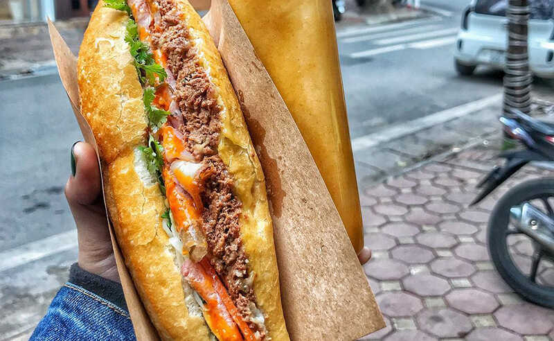 Bánh mì pate bao nhiêu calo? Thành phần dinh dưỡng, tác động sức khỏe, so sánh biến tấu ăn kiêng