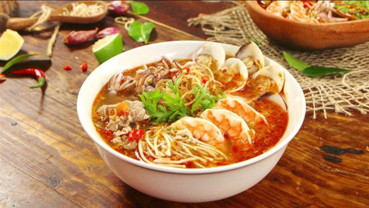 Bún Thái bao nhiêu calo? Lượng calo theo khẩu phần, thành phần tạo năng lượng, phù hợp ăn kiêng không