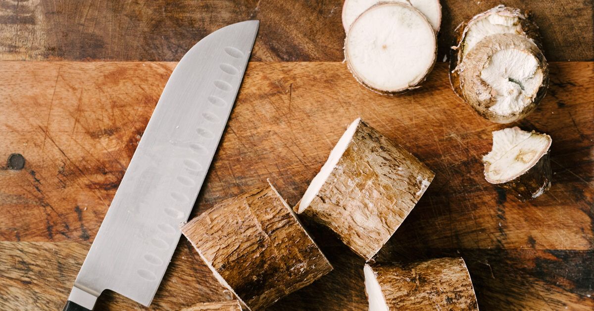 So sánh khoai mì với các loại thực phẩm tinh bột khác về calo và dinh dưỡng So sánh khoai mì với các loại thực phẩm tinh bột khác về calo và dinh dưỡng