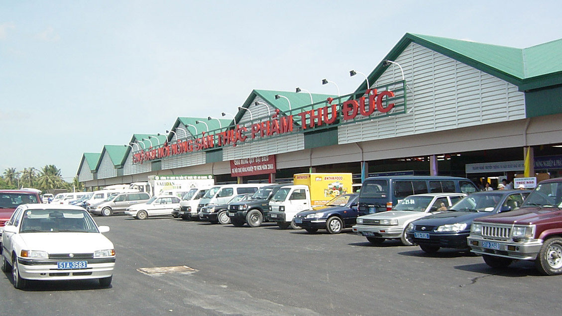 Chợ đầu mối nông sản Thủ Đức: Tổng quan, vai trò chuỗi cung ứng, hoạt động buôn bán, rủi ro di dời