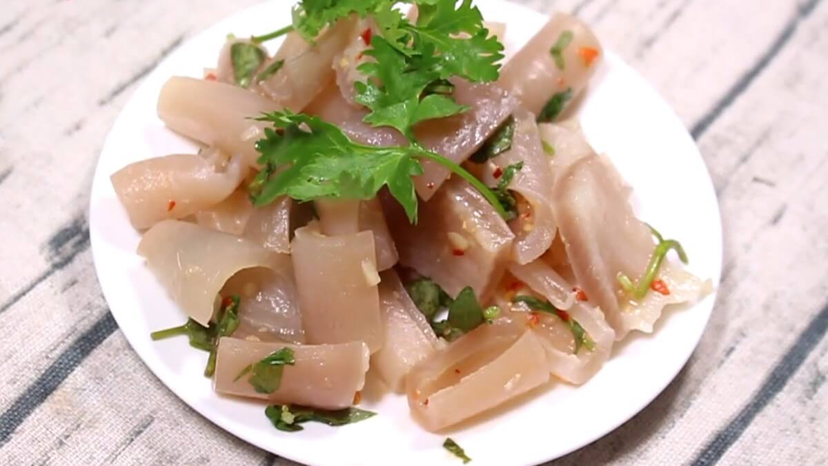 Da heo bao nhiêu calo, protein? Giá trị dinh dưỡng thực tế, ảnh hưởng cách chế biến, lưu ý khi ăn kiêng