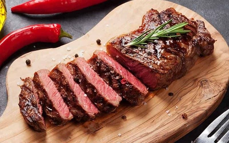 Ho có ăn được thịt bò không, giá trị dinh dưỡng, ảnh hưởng khi ho, cách thay thế phù hợp