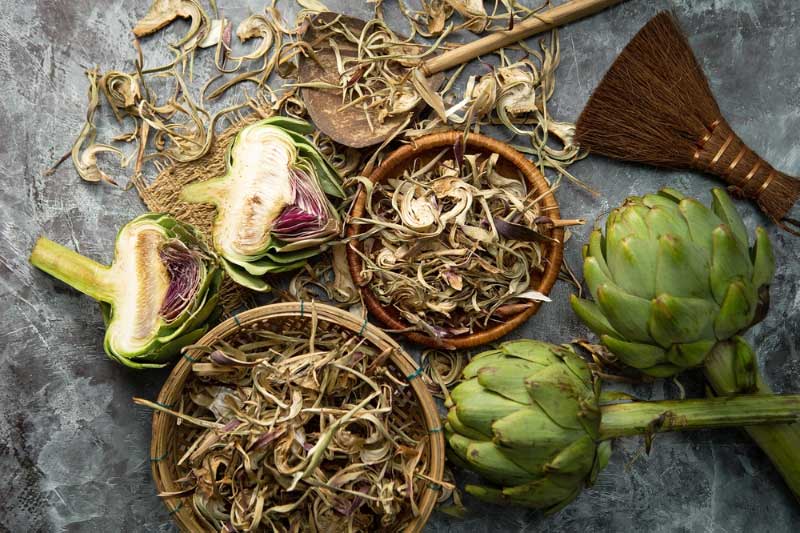 Uống trà atiso có mất ngủ không nếu dùng buổi tối và ai nên hạn chế?