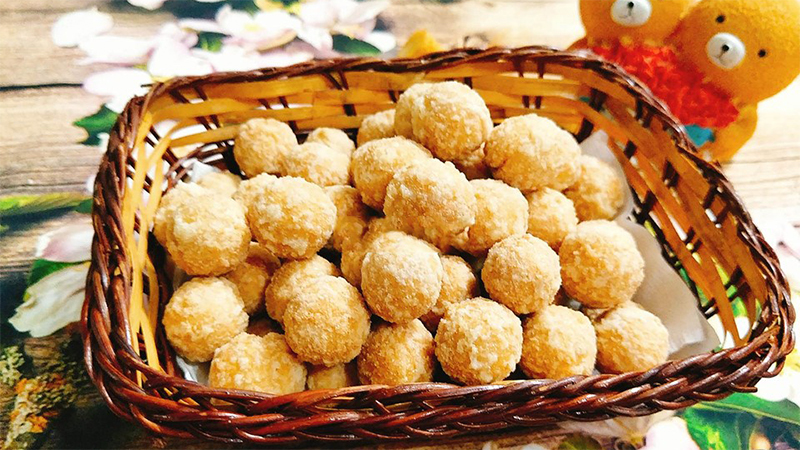 So sánh bánh nhãn với các loại thực phẩm khác về calo và dinh dưỡng So sánh bánh nhãn với các loại thực phẩm khác về calo và dinh dưỡng