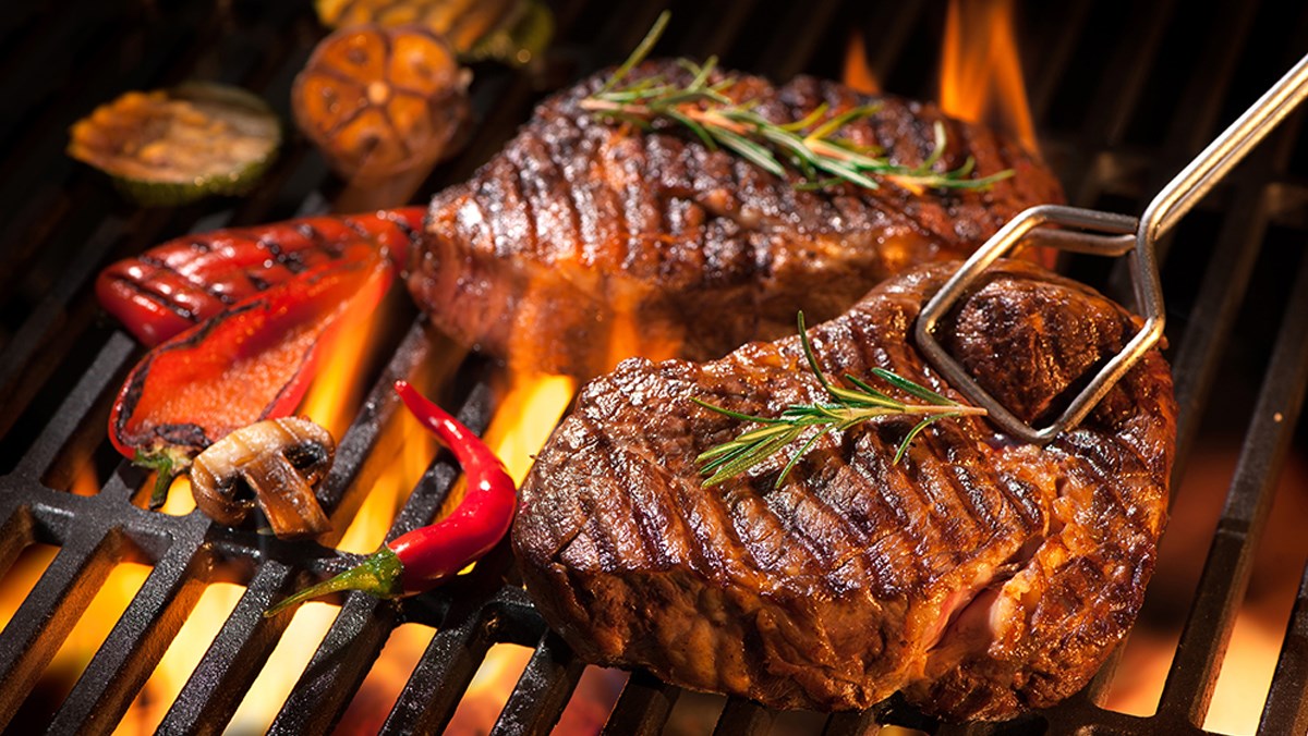 Thịt nướng bao nhiêu calo, protein? Giá trị dinh dưỡng, ảnh hưởng sức khỏe, so sánh chế biến